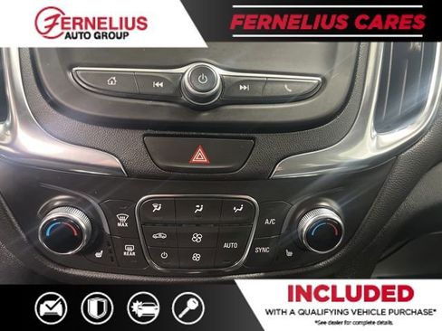 Used 2021 Chevrolet Equinox LT image 42