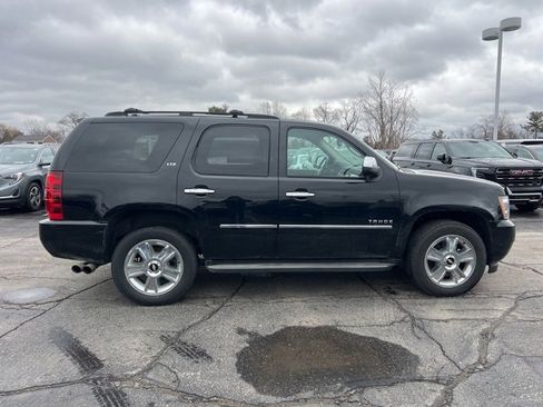 Used 2010 Chevrolet Tahoe LTZ image 4