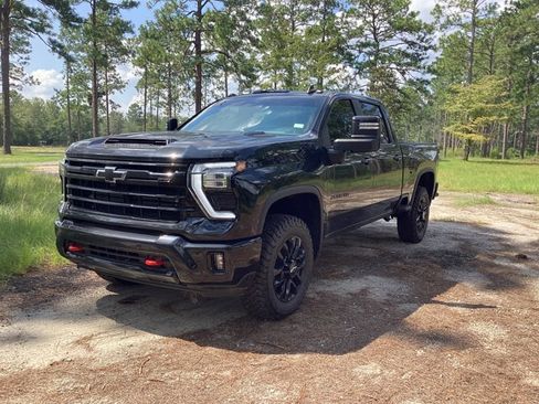 New 2025 Chevrolet Silverado 2500 LT w/ Trail Boss Package image 1
