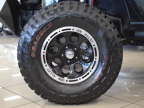 Used 2014 Jeep Wrangler Unlimited Sport w/ Quick Order Package 24S image 39