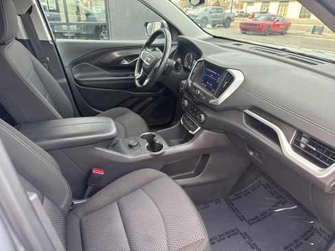 Used 2024 GMC Terrain SLE image 24