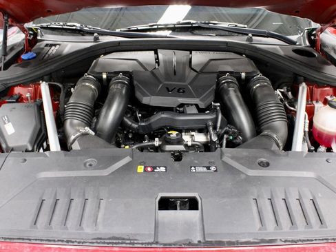 Used 2022 Genesis GV70 3.5T Sport w/ Sport Advanced Package AWD/4WD image 18