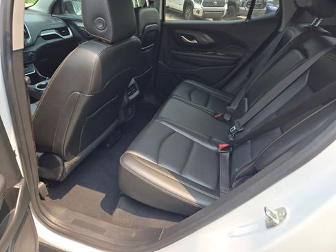 Used 2021 GMC Terrain SLT w/ Elevation Edition image 18