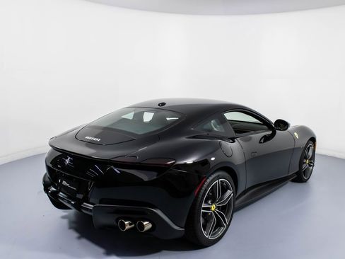 Certified 2023 Ferrari Roma image 2