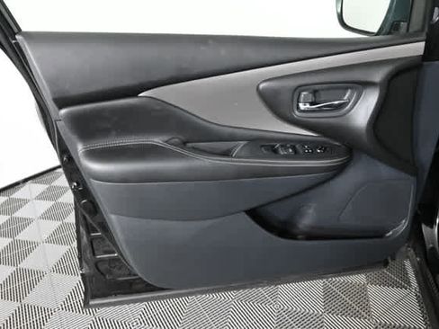 Used 2024 Nissan Murano SV w/ SV Midnight Edition Package AWD/4WD image 16
