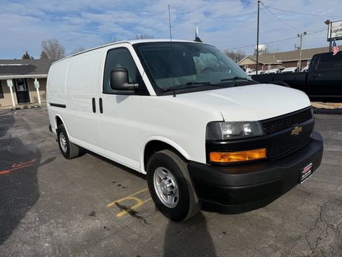 Used 2020 Chevrolet Express 2500 w/ Safety Package image 4