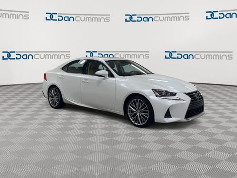 Used 2018 Lexus IS 300 AWD w/ Comfort Package image 2