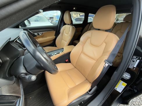 Used 2018 Volvo V90 T5 Cross Country w/ Convenience Package image 22