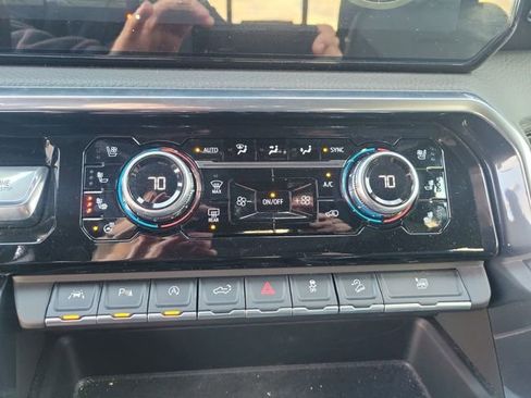 Used 2024 GMC Sierra 1500 Denali image 21