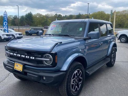 Certified 2025 Ford Bronco Outer Banks AWD/4WD image 3