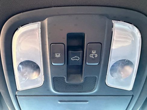 Used 2022 Kia Sportage Nightfall Edition image 38