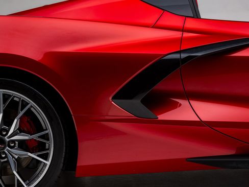 Used 2023 Chevrolet Corvette Stingray Premium Cpe w/ Z51 Performance Package RWD image 37