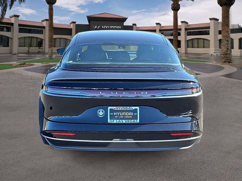 Used 2024 Lucid Air Touring AWD/4WD image 7