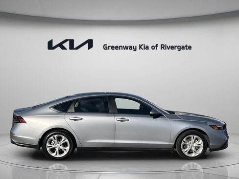 Used 2023 Honda Accord LX image 8