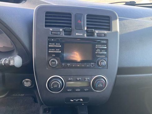 Used 2013 Nissan Leaf S w/ Charger Pkg image 12