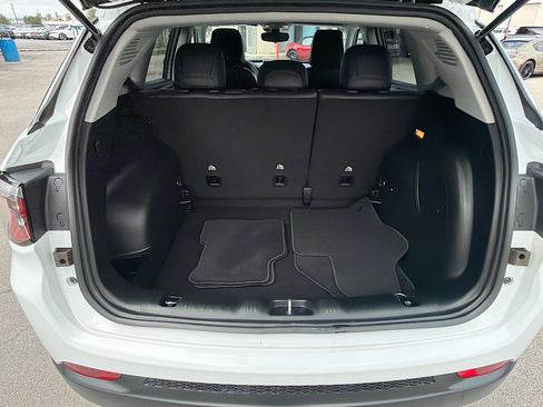 Used 2022 Jeep Compass Latitude w/ Sun and Sound Group FWD image 26