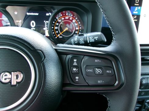 New 2026 Jeep Wrangler Unlimited Sport image 11