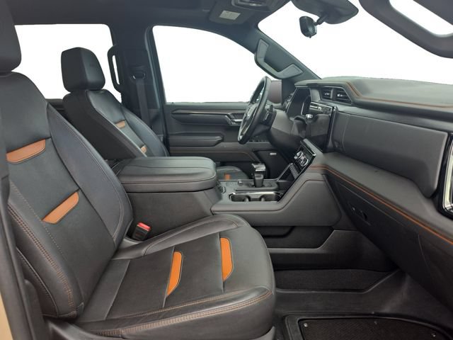 Used 2023 GMC Sierra 1500 AT4 w/ Technology Package AWD/4WD image 17