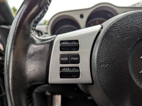 Used 2006 Nissan 350Z Touring image 15