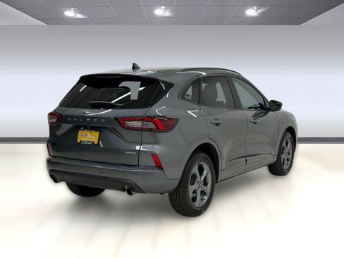 Certified 2023 Ford Escape ST-Line w/ Tech Pack #1 AWD/4WD image 7