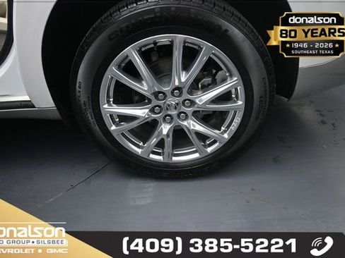Used 2023 Buick Enclave Essence w/ Experience Buick Package FWD image 13