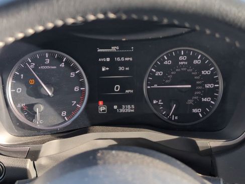 Used 2024 Subaru Ascent Premium w/ Convenience Package image 19