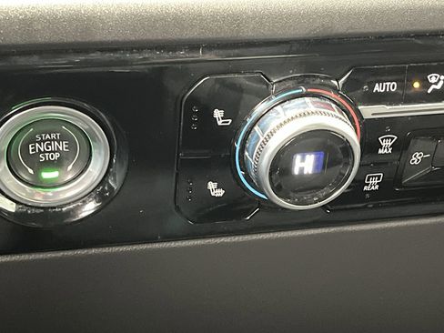 Certified 2023 GMC Sierra 1500 Elevation image 24