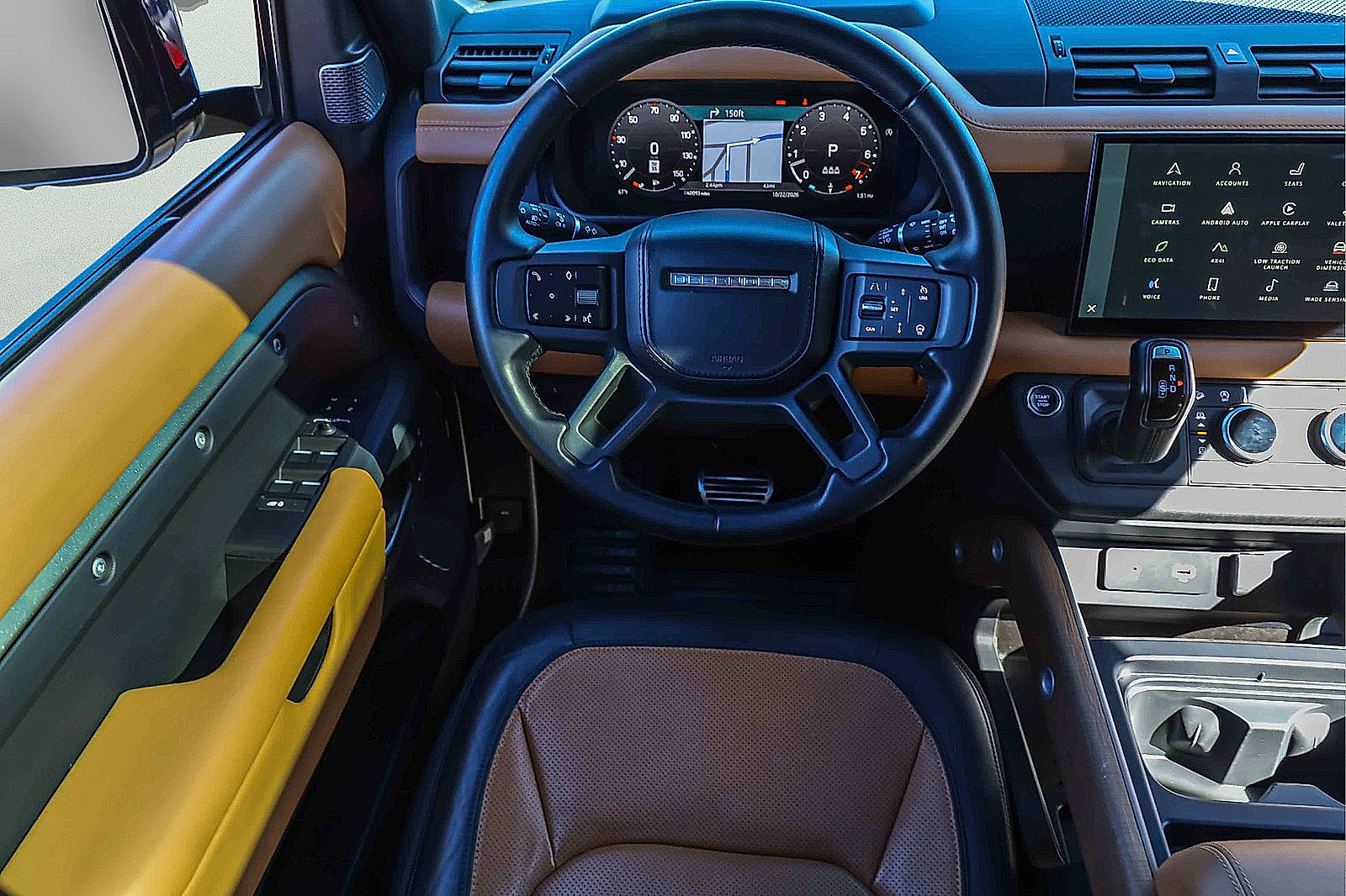 Used 2023 Land Rover Defender 110 X AWD/4WD image 17