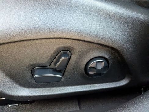 Used 2021 Jeep Renegade Limited AWD/4WD image 10