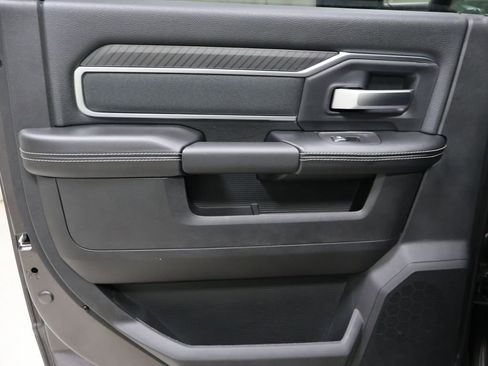 New 2026 RAM 2500 Big Horn AWD/4WD image 10