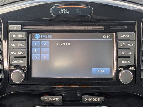 Used 2015 Nissan Juke SL image 20