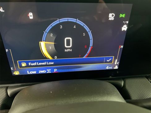 Used 2025 Chevrolet TrailBlazer RS image 11