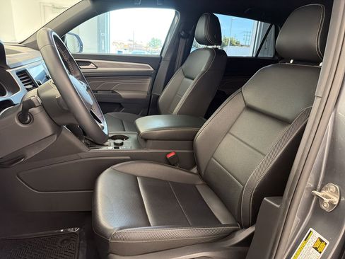 Used 2021 Volkswagen Atlas Cross Sport SE AWD/4WD image 5