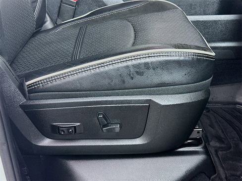 Used 2024 RAM 3500 Laramie w/ Night Edition image 23