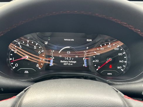 Used 2024 Jeep Compass Trailhawk image 28