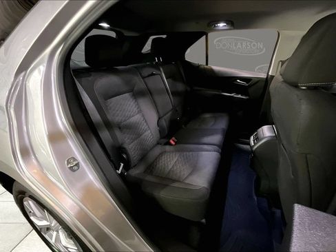 Used 2021 Chevrolet Equinox LT AWD/4WD image 19