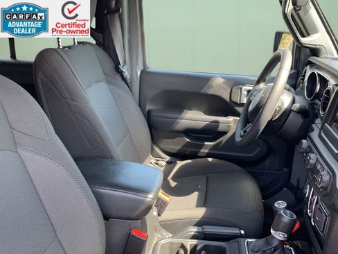 Certified 2023 Jeep Wrangler Unlimited image 40