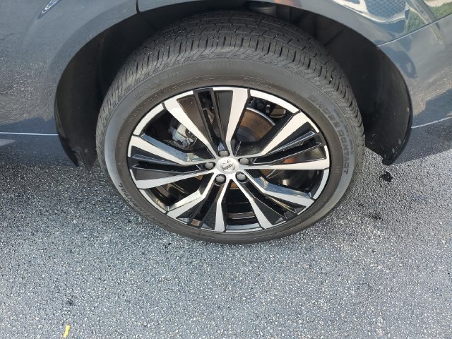 Used 2023 Volvo XC60 B5 Plus w/ Climate Package FWD image 32