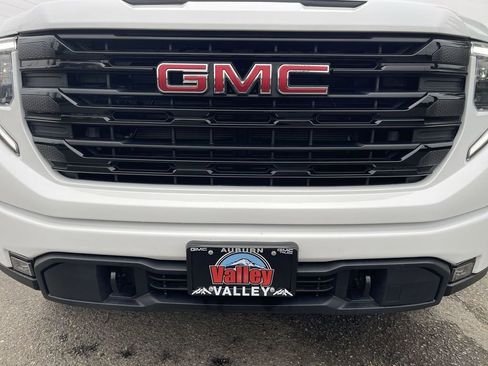 New 2026 GMC Sierra 1500 Elevation image 30