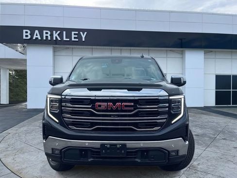 Certified 2022 GMC Sierra 1500 SLT w/ SLT Premium Plus Package image 8