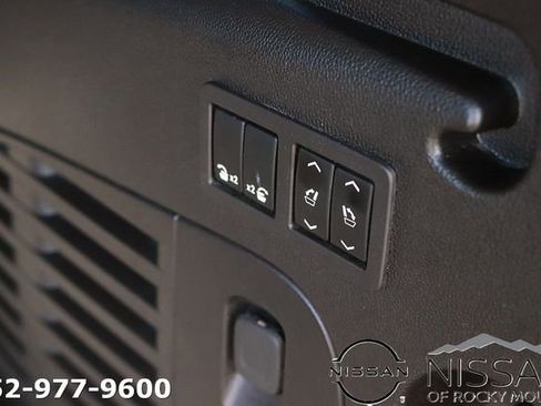 Used 2019 Chevrolet Suburban Premier AWD/4WD image 22