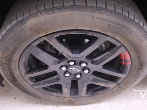 Used 2023 Chevrolet Traverse Premier w/ Redline Edition image 10