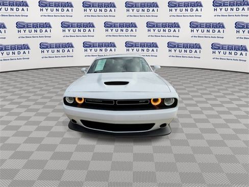 Used 2023 Dodge Challenger GT image 3