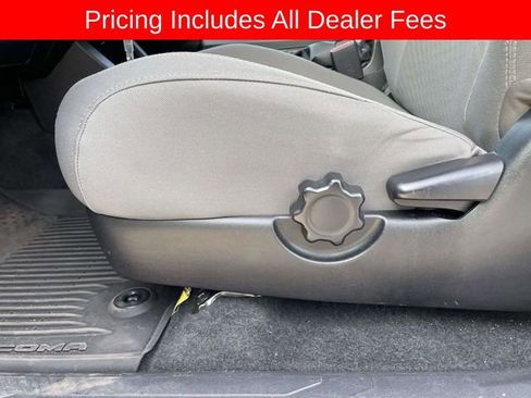 Used 2023 Toyota Tacoma SR AWD/4WD image 20