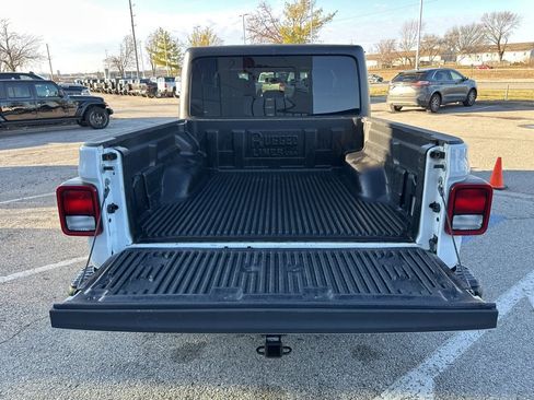 Used 2020 Jeep Gladiator Rubicon image 38