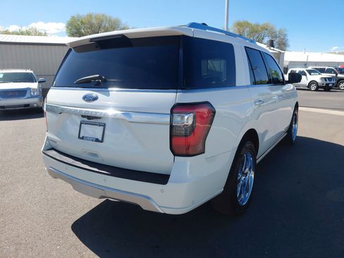 Used 2020 Ford Expedition Platinum AWD/4WD image 4