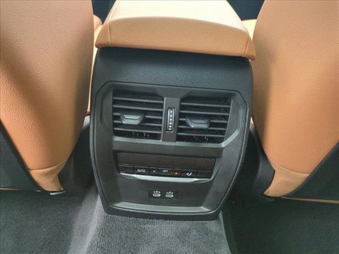 Used 2026 BMW 330i Sedan w/ Convenience Package RWD image 18