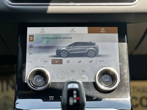 Certified 2022 Land Rover Range Rover Evoque SE image 30