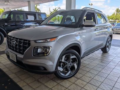 Used 2025 Hyundai Venue SEL