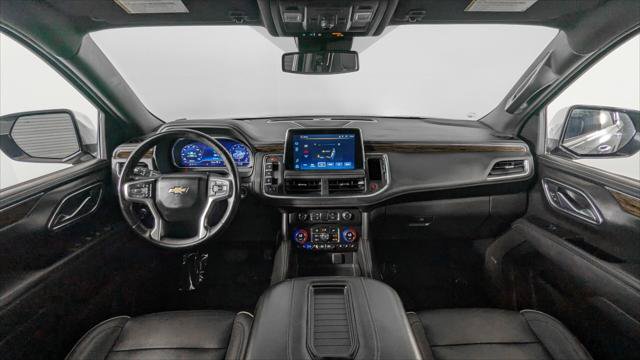 Used 2023 Chevrolet Suburban Premier AWD/4WD image 28